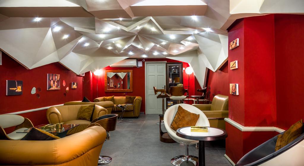 Nobila Airport Hotel Котону Екстериор снимка